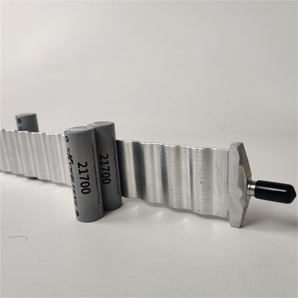 铅酸蓄电池 圆柱电池 客车 多口冷却通道 铝水冷板