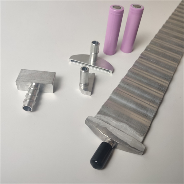 真空钎焊热管理直通车厚传热铝水冷板