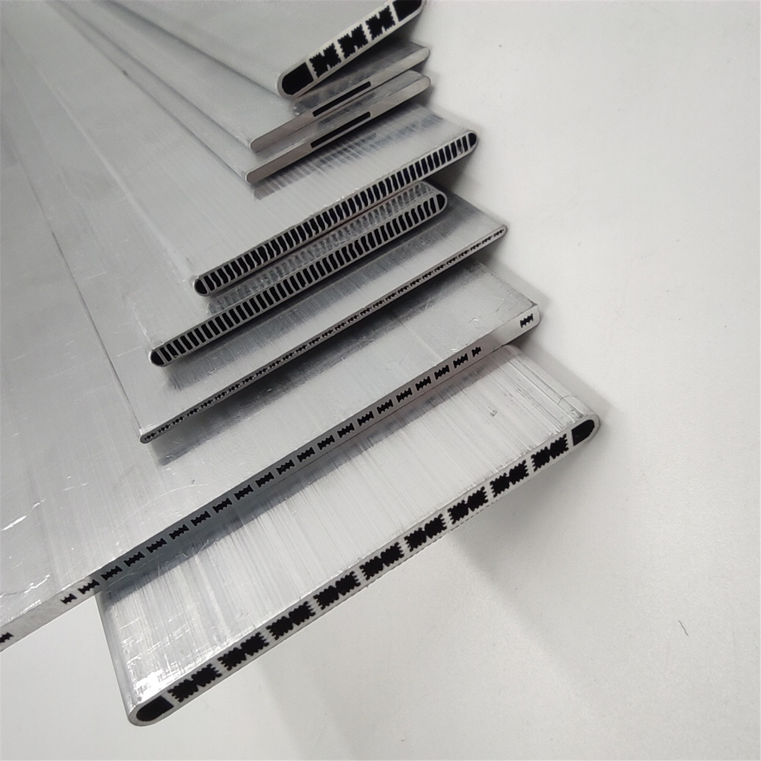 6000系列空水系统铝合金多端口MPE管