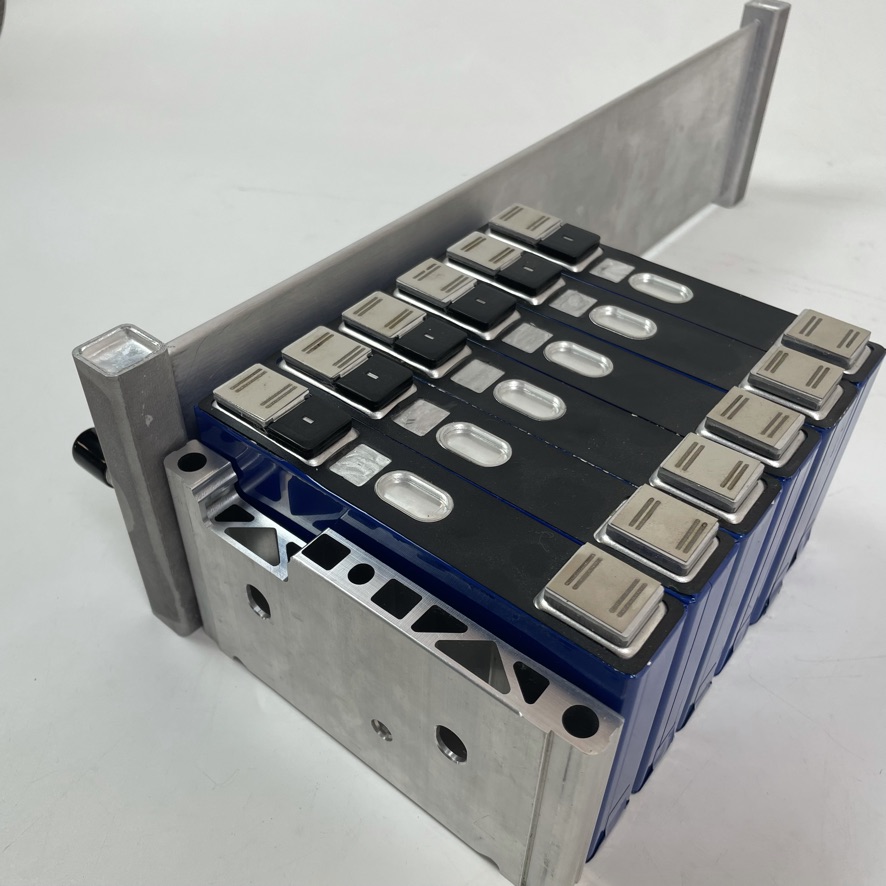 太阳能收集储能微电网控制铝冷却管