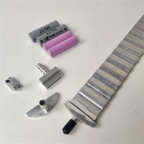 CNC 精密加工风扇 风冷 商用车 多端口水冷器 铝水冷板