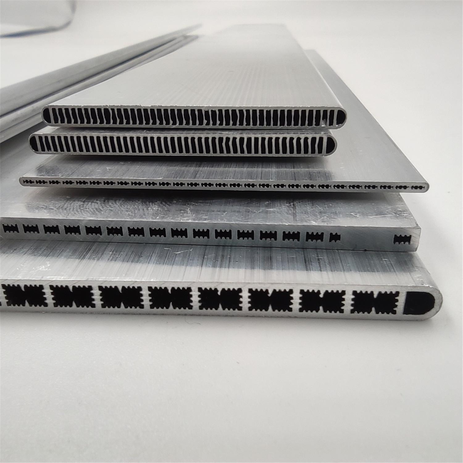 6000系列空水系统铝合金多端口MPE管