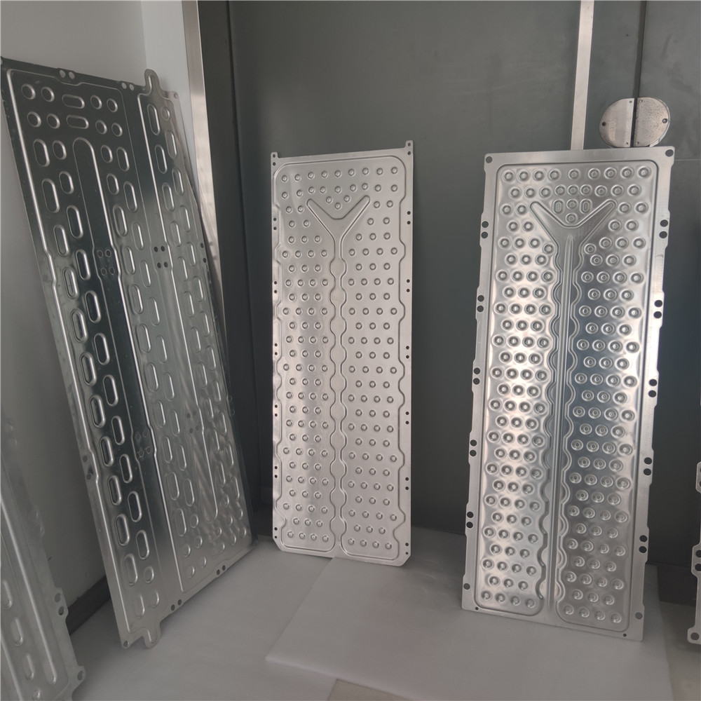 新能源车电池模组换热用液冷板