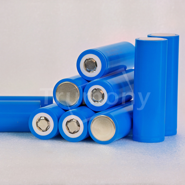 圆柱电芯38系列